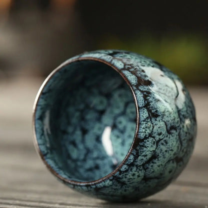 Keramische Kopjes met Kiln Transformatie in Japanse Stijl
