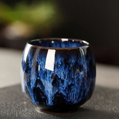 Keramische Kopjes met Kiln Transformatie in Japanse Stijl
