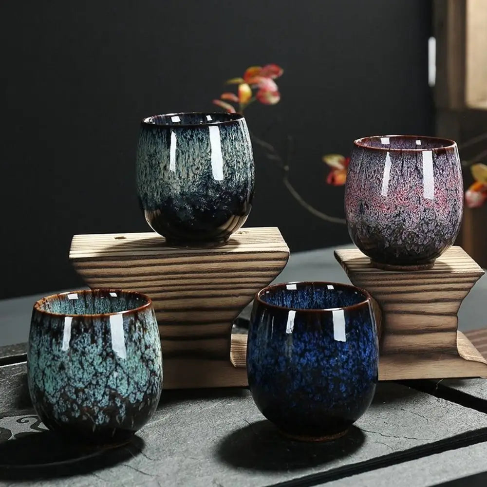 Keramische Kopjes met Kiln Transformatie in Japanse Stijl
