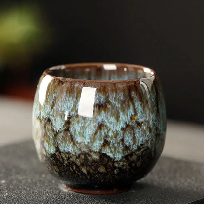 Keramische Kopjes met Kiln Transformatie in Japanse Stijl